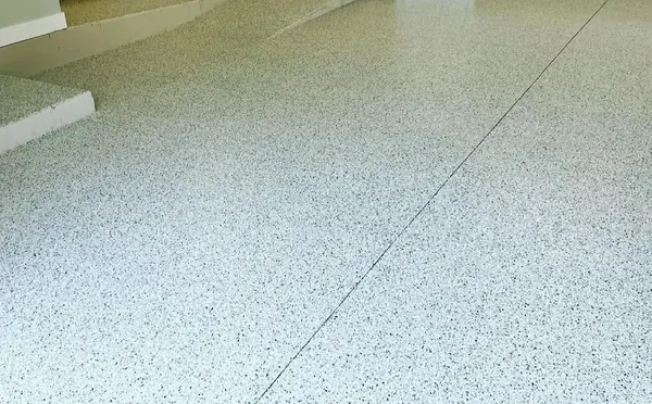 Light gray flake epoxy garage floor